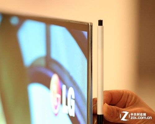 LGD成功发布全球最大55吋OLED电视面板
