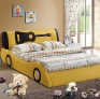 黄色卡通跑车床，床侧左右的小汽车轮胎设计，让嘟嘟控的宝贝们爱不释手的哦。