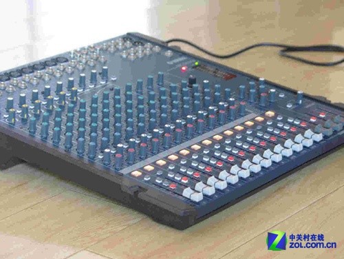 易搬运高性价 雅马哈入门调音台3000元