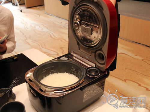 好米饭要跳着烧 松下三洋最高杰作电饭锅问世