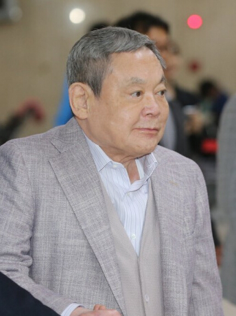 李健熙病情好转 媒体曾称其已死