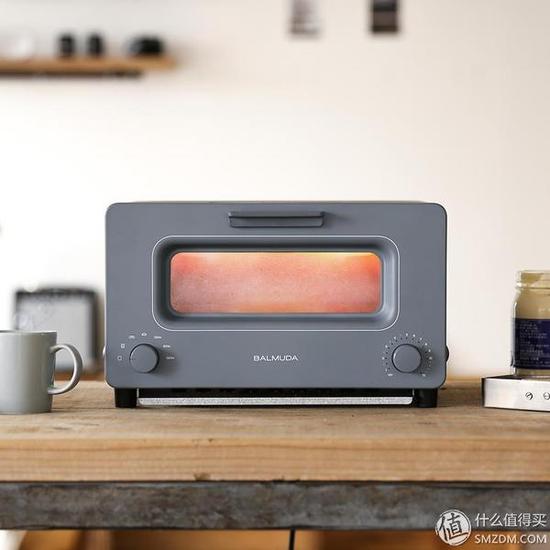 号称可烤出世界上最好吃的面包:BALMUDA 巴慕达 The Toaster 烤面包机新出限量灰色