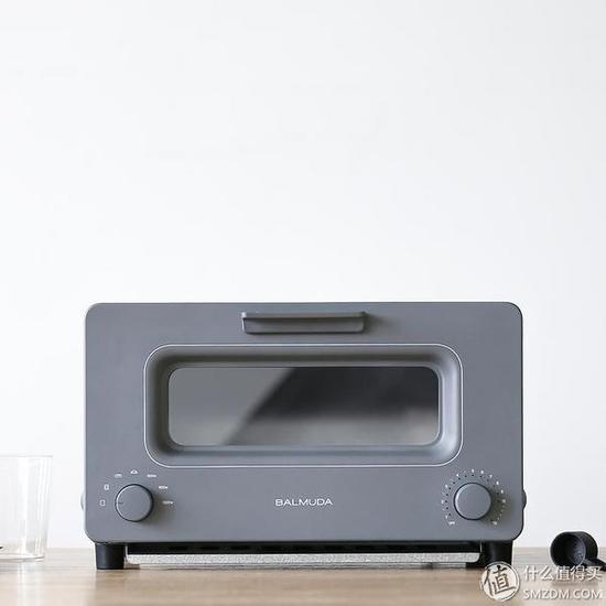 号称可烤出世界上最好吃的面包:BALMUDA 巴慕达 The Toaster 烤面包机新出限量灰色