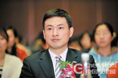 3前苏宁易购执行副总裁李斌