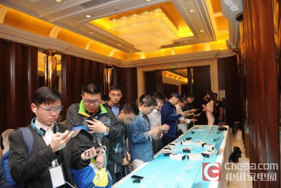 Cayin与海贝音乐联合发布i5便携无损播放器