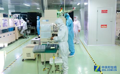 　　中国大陆厂商也不仅仅只有京东方在布局OLED技术