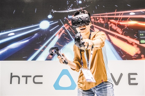 ��ҵ���� HTC�������ƶ�VR�г�Ҫ��ô�棿