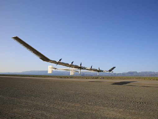中国45米太阳能无人机：2万米高空无限续航