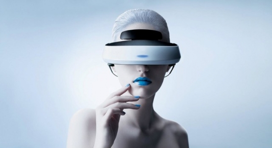 Զ������Ļ� VR��ҵӦ��������