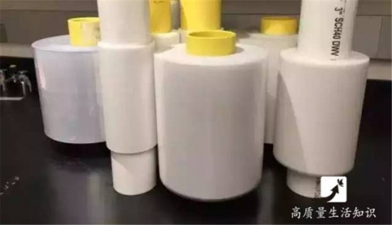 别再买空调了!只需一张薄膜就能让室温狂降17°C,爽死了!