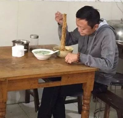 刚刚马云连怼刘强东、丁磊和马化腾三人(看大佬吵架,还挺好玩)