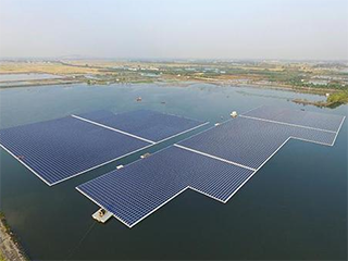 全球最大的浮式太阳能电站在安徽实现部分并网