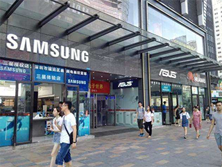 惨不忍睹的2017年手机市场,2018年能崛起吗?