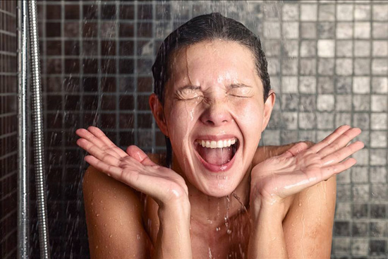 沐浴新选择 集成热水机让你生活更精彩