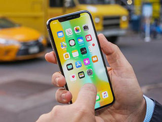 苹果要求三星降低OLED面板价 促iPhone销售