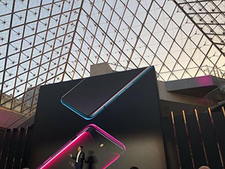 全面屏+滑出摄像头,OPPO FindX发布售价999欧元