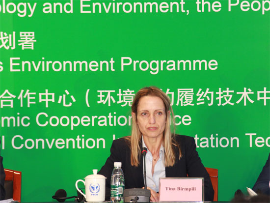 联合国环境规划署臭氧秘书处执行秘书蒂娜.玻比利