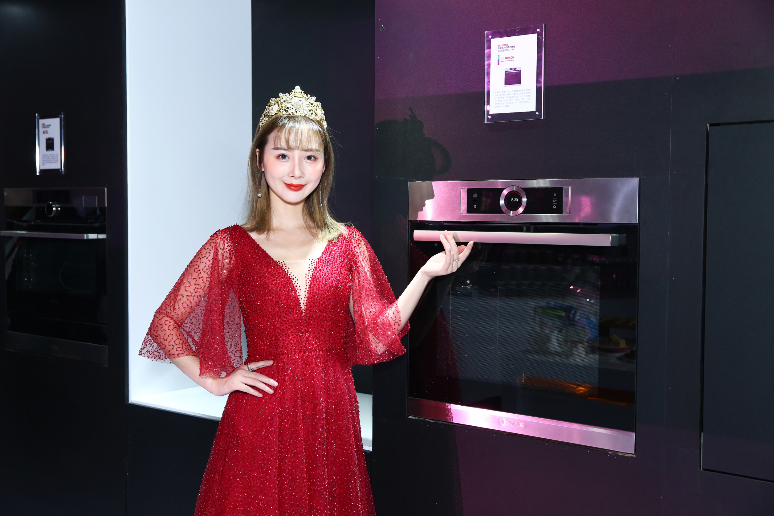 用品质俘获人心 博世嵌入式烤箱问鼎红顶奖