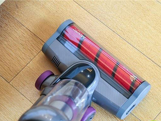 吸尘器缠头发怎么办?也许是你没买对吸尘器