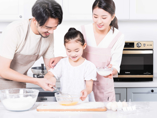 给孩子一个难忘的“六一” 格兰仕K系列蒸烤箱“蜜”制亲子欢乐时光