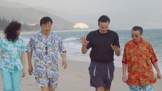 海南亚龙湾,2003年12月,图片来源: FT