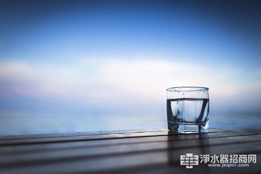 净水器