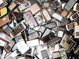 隐形的资源宝库 手机电池回收会成为下一个蓝海吗？