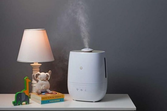 加湿 器