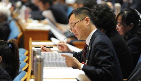 人大代表贾少谦:家电产业“一条龙”要加快汇聚青岛