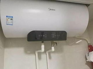 热水器是一直开着还是用时开省电？