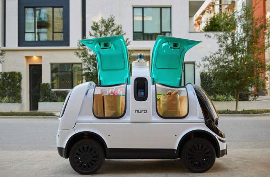 Nuro R2自动驾驶送货车