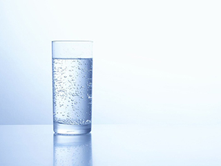 健康隐患:桶装水+饮水机 二次污染应引起警惕