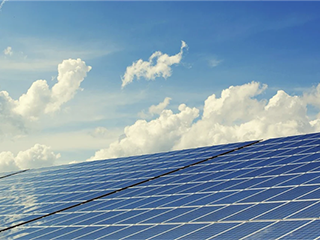 科学家研发出转化效率接近50%的太阳能电池