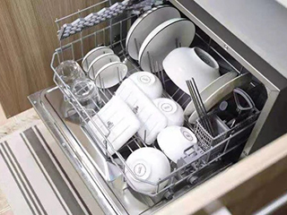 水槽式、嵌入式、独立式...洗碗机到底哪种好？