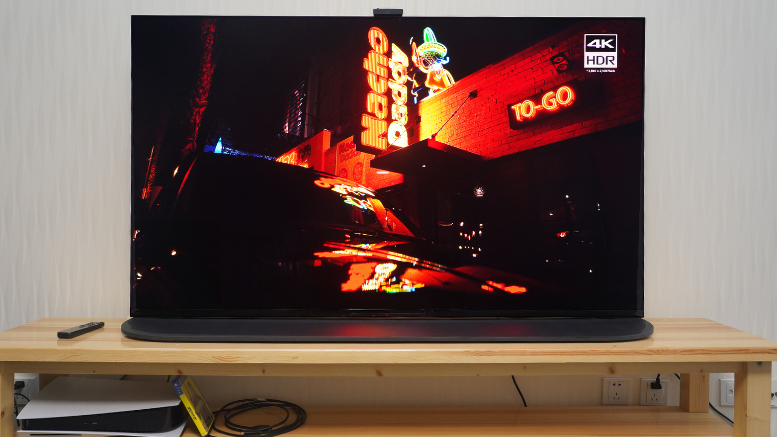 出道即称王! 国内首款QD-OLED电视索尼A95K评测