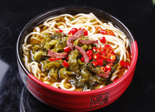 何必纠结统一or康师傅！自做老坛酸菜牛肉面