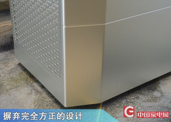棱角分明的“工业化”设计