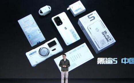 鹅厂都不带黑鲨玩了 游戏手机们还能苟多久？