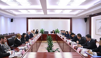 库克会晤工信部部长 苹果加码中国清洁能源投资