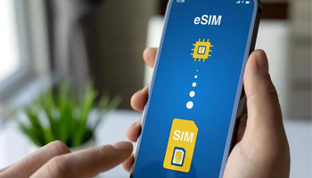 iPhone Air带火eSIM，但营业厅排队、异地难办劝退用户