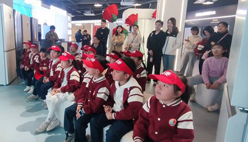 打造创新研学旅游 美菱M鲜生Ultra570S冰箱引发围观