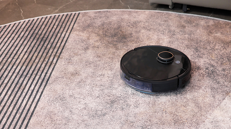 扫地机器人：中国企业“称霸”全球