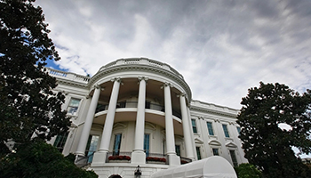 美国白宫宣布加征部分半导体及相关产品关税 15日正式生效