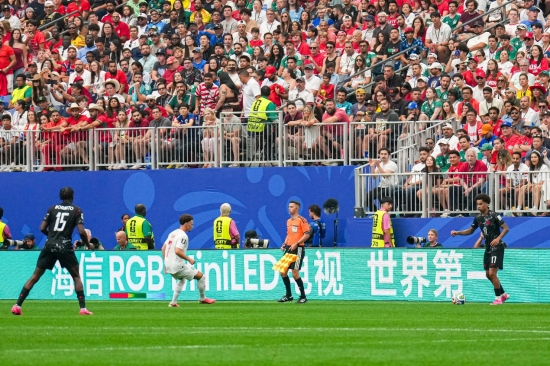 E:\2026年新闻策划\新闻活动策划\2026世界杯\淘汰赛\M90-加拿大Vs摩洛哥\IMGJ01855_ED-opq4780342682.jpg