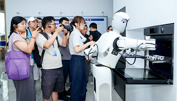 老板电器的AI生意，最难复制的不是AI